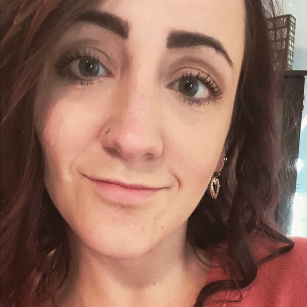 Meet your Posher, Jasmine